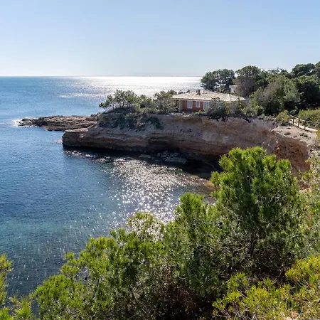 Hauzify I Casa Ginesta Holiday home *