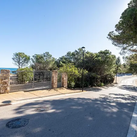 Hauzify I Casa Ginesta Holiday home L'Ametlla de Mar
