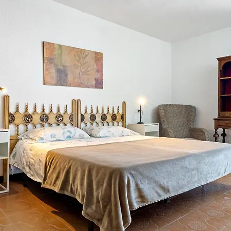 Hauzify I Casa Ginesta Holiday home *