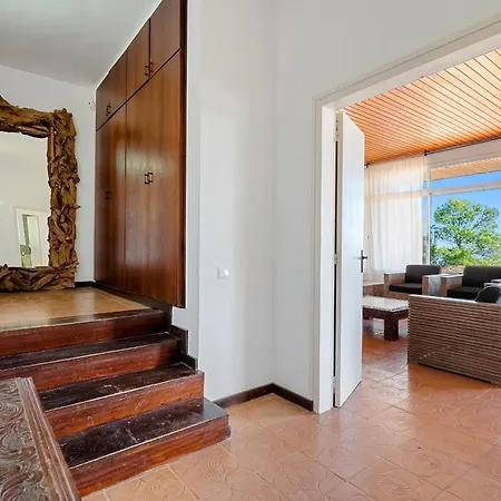 Holiday home Hauzify I Casa Ginesta